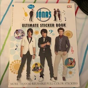 Jonas brothers Ultimate sticker book